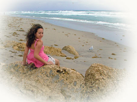 Kaitlyn on Rock - Whtie Feathered